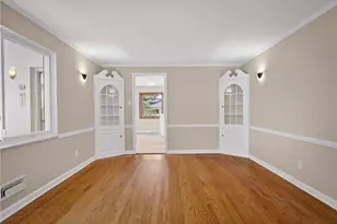 1155 Folkstone Dr, Pittsburgh, PA 15243 - Photo 9
