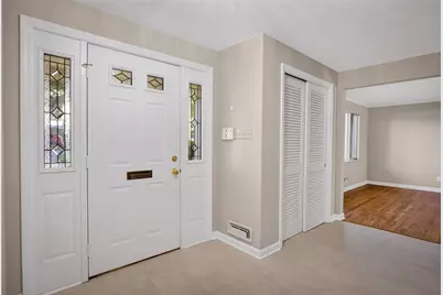 1155 Folkstone Dr, Pittsburgh, PA 15243 - Photo 3