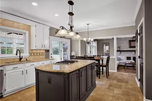 173 Bittersweet Cir, Peters Township, PA 15367 - Photo 9