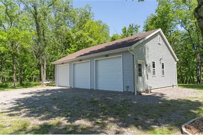 5190 Windy Hill Dr, Hampton, PA 15044 - Photo 13