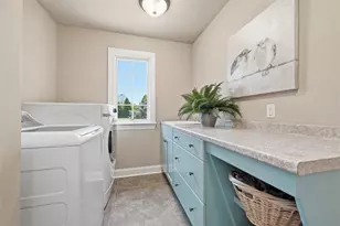 311 Cambridge Dr, Adams Township, PA 16046 - Photo 29