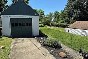 330 Winders St, Pittsburgh, PA 15207 - Photo 11
