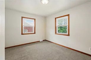 3377 W Prospect Ave, Elliott, PA 15205 - Photo 11