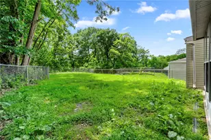 3377 W Prospect Ave, Elliott, PA 15205 - Photo 17