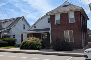 32 S 3rd St, Youngwood, PA 15697 - Photo 3