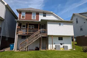32 S 3rd St, Youngwood, PA 15697 - Photo 7
