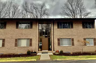 7127 Sanlin Dr, Coraopolis, PA 15108 - Photo 1