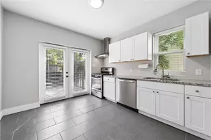 1012 Constance St, Pittsburgh, PA 15212 - Photo 11