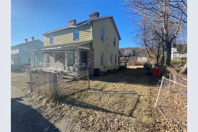 46 Main St, McClellandtown, PA 15458 - Photo 3