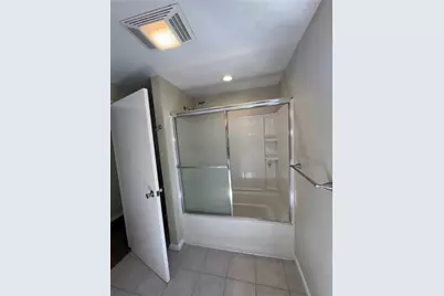 51 Sterling St, Pittsburgh, PA 15203 - Photo 17