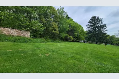 658 Listie Road, Somerset Township, PA 15549 - Photo 3