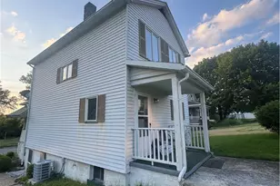 1013 Howell St, Vandergrift, PA 15690 - Photo 3
