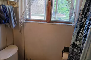 1013 Howell St, Vandergrift, PA 15690 - Photo 17