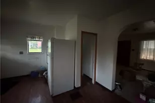 1013 Howell St, Vandergrift, PA 15690 - Photo 25