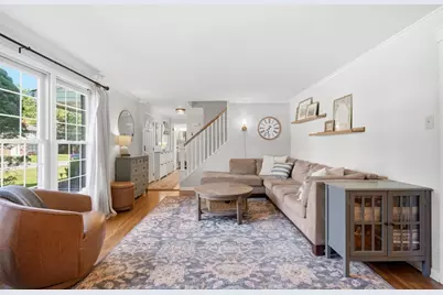 121 Point Vue Drive, Ross Twp, PA 15237 - Photo 11