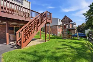 121 Point Vue Dr, Ross Twp, PA 15237 - Photo 41