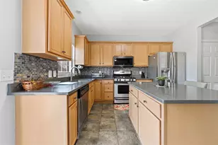 2426 Rochester Rd, Pittsburgh, PA 15143 - Photo 13