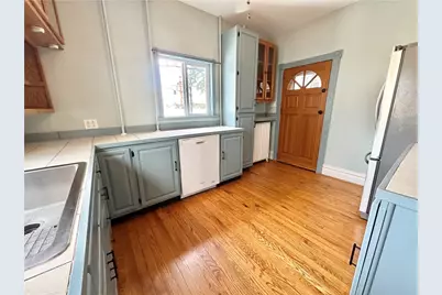 411 Saint Clair St, Latrobe, PA 15650 - Photo 17
