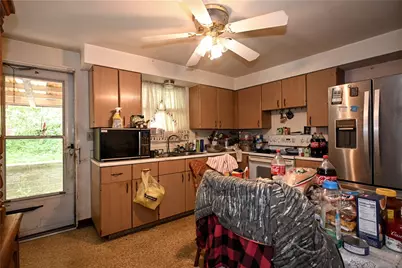 950 Tourman Street, North Versailles, PA 15028 - Photo 9