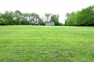 950 Tourman St, North Versailles, PA 15028 - Photo 3