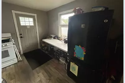2117 Paul St, Hermitage, PA 16148 - Photo 7