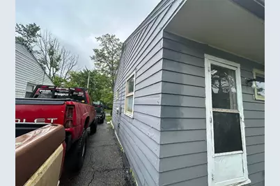 2117 Paul St, Hermitage, PA 16148 - Photo 9