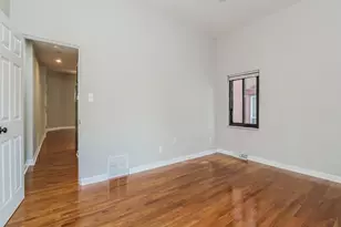 735 N Highland Ave, Pittsburgh, PA 15206 - Photo 17