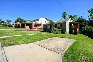 711 Memory Ln, Liberty Boro, PA 15133 - Photo 21