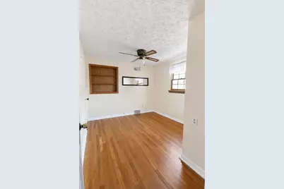 162 Columbia Dr, Pittsburgh, PA 15236 - Photo 3