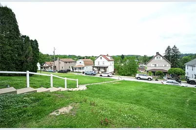 1612 Harrison Ave, Jeannette, PA 15644 - Photo 23