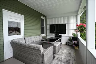 1612 Harrison Ave, Jeannette, PA 15644 - Photo 11