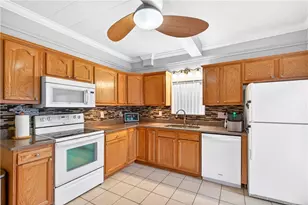 118 Center Ave, Mt Pleasant Boro, PA 15666 - Photo 15