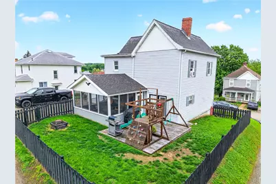 118 Center Ave, Mt Pleasant Boro, PA 15666 - Photo 5