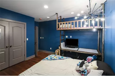 9925 Grandview Avenue, Pittsburgh, PA 15235 - Photo 17