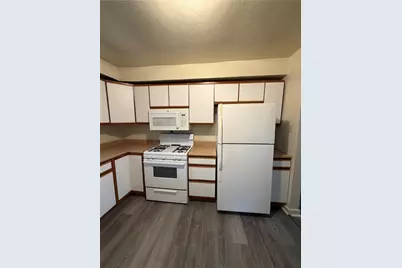 2064 Dartmore St, Pittsburgh, PA 15210 - Photo 11