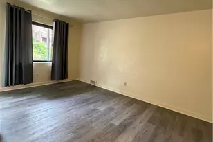 2064 Dartmore St, Pittsburgh, PA 15210 - Photo 9