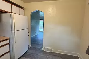 2064 Dartmore St, Pittsburgh, PA 15210 - Photo 13