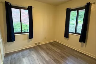 2064 Dartmore St, Pittsburgh, PA 15210 - Photo 21