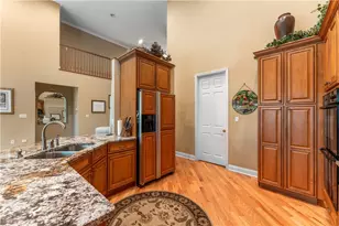 1505 Staunton Dr, Moon/Crescent Twp, PA 15108 - Photo 5
