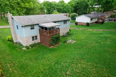 213 Cherokee Dr, Center Township, PA 16001 - Photo 7