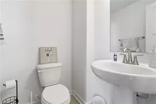 2654 Salerno Dr, Collier Township, PA 15071 - Photo 35