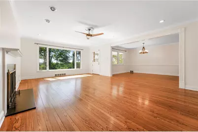6 Old Farm Rd, Rosslyn Farms, PA 15106 - Photo 13