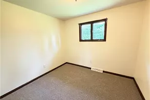 207 Munntown Rd, Nottingham, PA 15330 - Photo 11