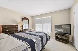 208 Meadowview Dr, Canonsburg, PA 15317 - Photo 21