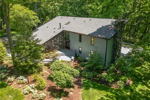 113 Buckingham Trail, Cranberry Township, PA 16066 - Photo 5