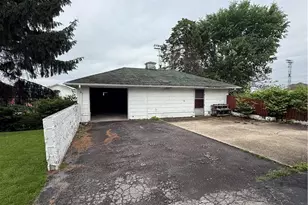 908 Hazen St, New Castle, PA 16105 - Photo 15