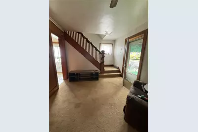 908 Hazen St, New Castle, PA 16105 - Photo 9