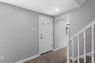 11834 Joan Dr, Pittsburgh, PA 15235 - Photo 7