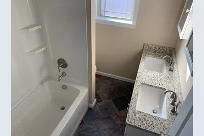 1258 Illinois Ave, Pittsburgh, PA 15216 - Photo 23