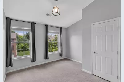 284 Broadstone Dr, Adams Township, PA 16046 - Photo 27